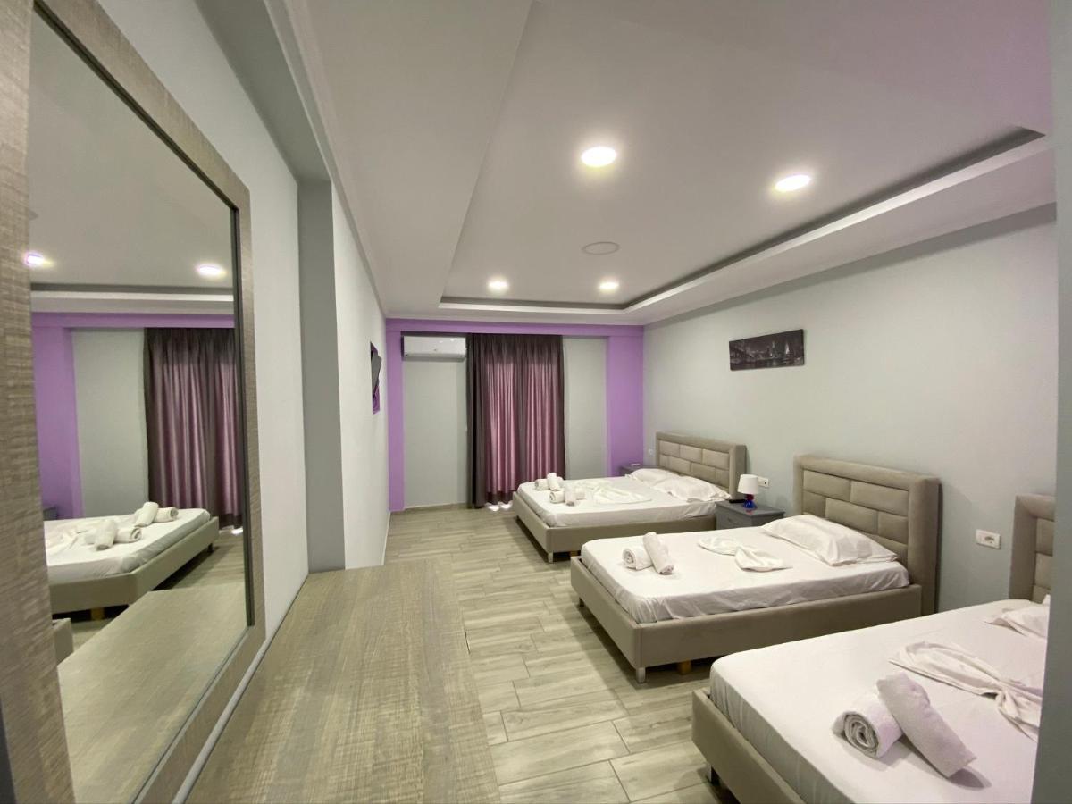 Karos Hotel Llaman Himare Exteriör bild